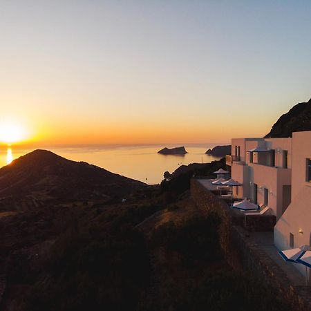 Odyssey Rock Milos Sunset Suites Plaka  Eksteriør bilde