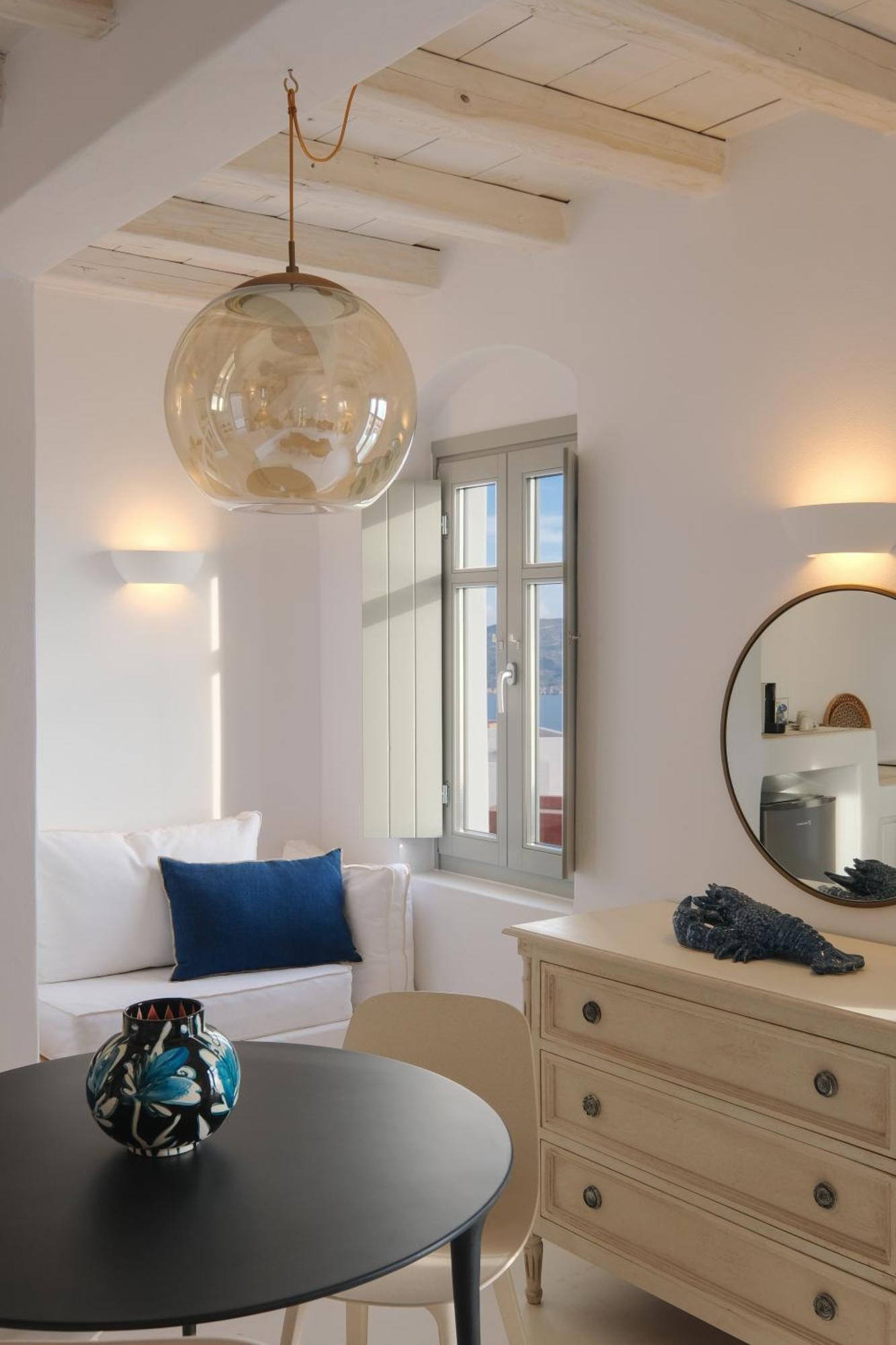 Odyssey Rock Milos Sunset Suites Plaka  Eksteriør bilde